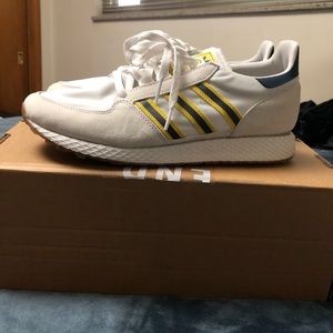 Adidas Forest Grove Sneakers